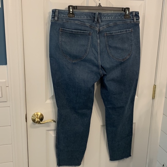 EUC Lane Bryant Distressed Jeans Women’s size 20 - Picture 8 of 8